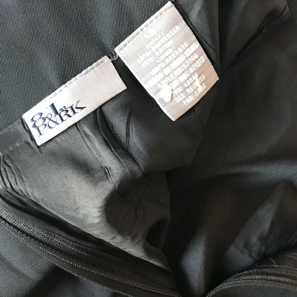 ⚜️81st and Park Skirt⚜️6 For $25 - Picture 4 of 5